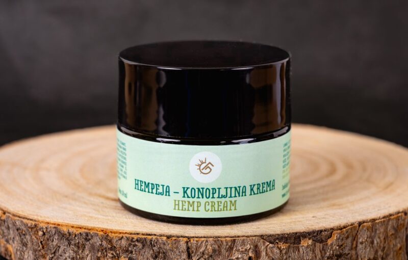 HEMPEJA-KONOPLJINA-KREMA-ZA-OBRAZ-50ml-1 HEMPEJA-KONOPLJINA-KREMA-ZA-OBRAZ-50ml-1
