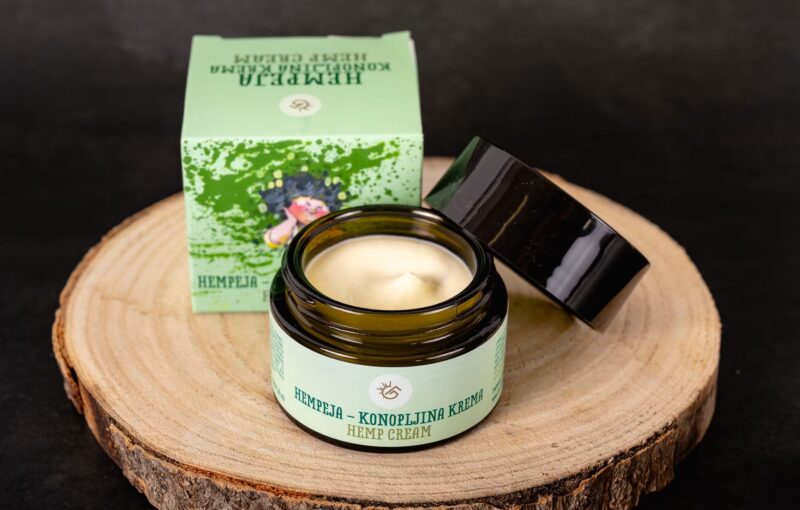 HEMPEJA-KONOPLJINA-KREMA-ZA-OBRAZ-50ml-5 HEMPEJA-KONOPLJINA-KREMA-ZA-OBRAZ-50ml-5